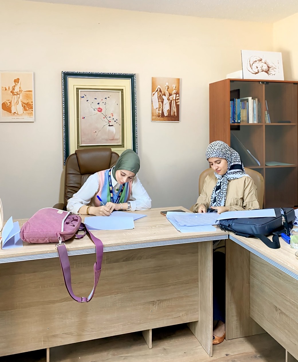 Opening a Training Course for Research-Fellow Students on “The Effect of Electronic Devices on Children’s Speech